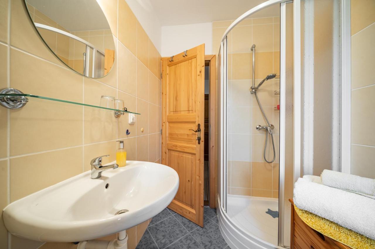 Apartmany Rubinovi Horejsi Vrchlabi Exterior photo